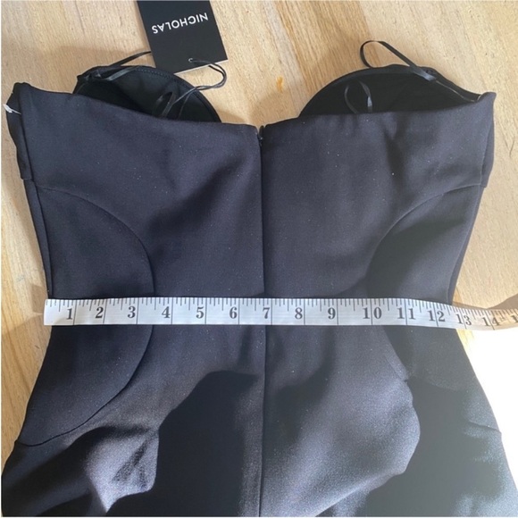 Nicholas Deep V Sweetheart Strapless
Gown in Black NWT - Picture 7 of 8